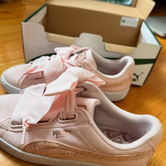 PUMA Basket Heart Pink Satin Bow Sneakers – Size 8.5 - Picture 1 of 4